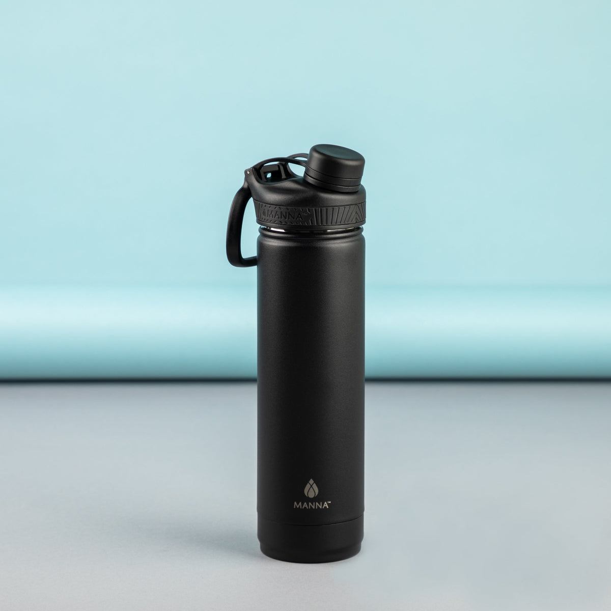 26-oz-saratoga-bottle-f2 MAN_Website_Saratoga_05.jpg